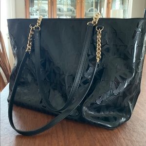 EUC! Michael Kors Large Black bag w/extra pockets!